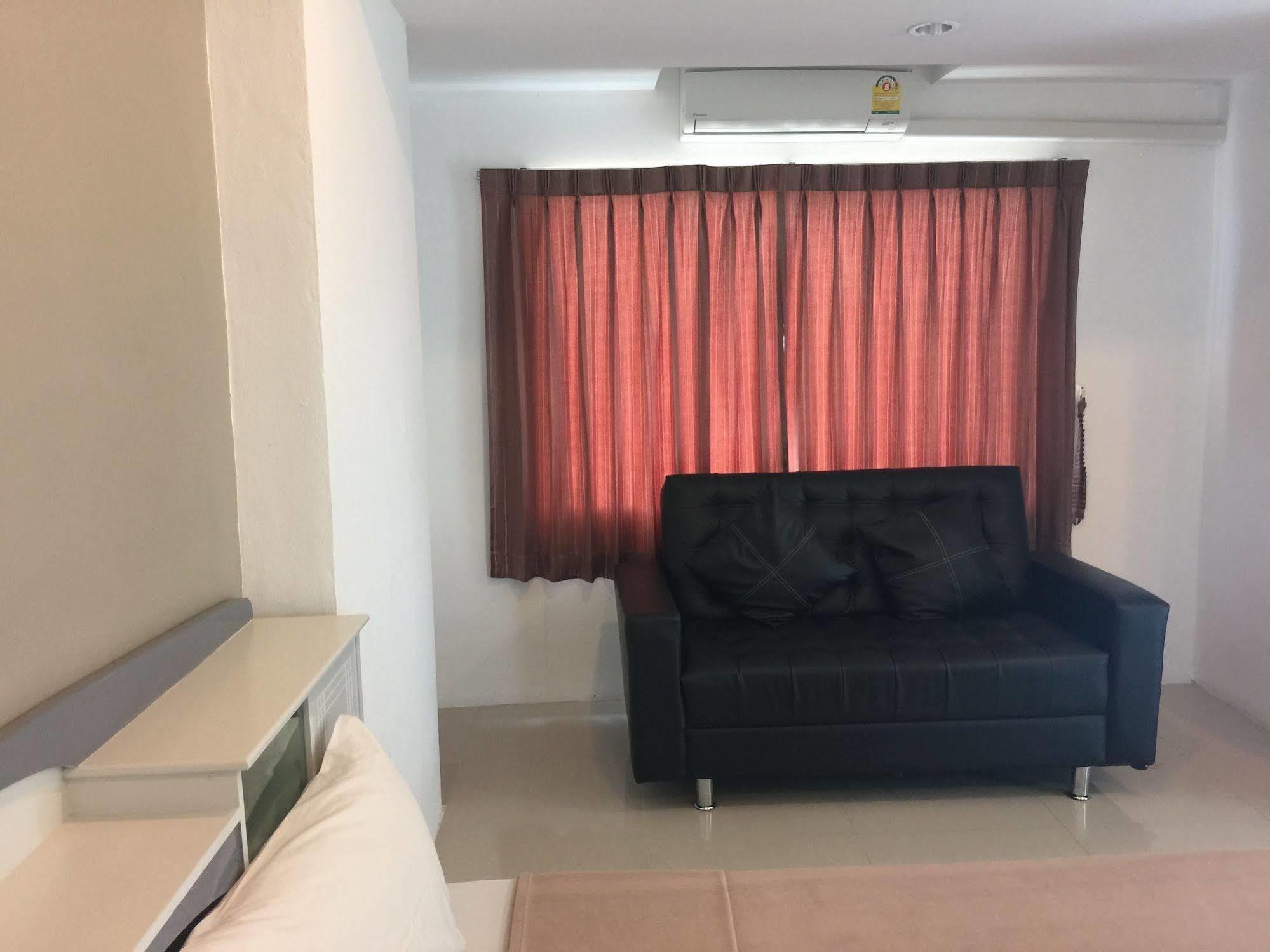Lighthouse Residence Pattaya Buitenkant foto