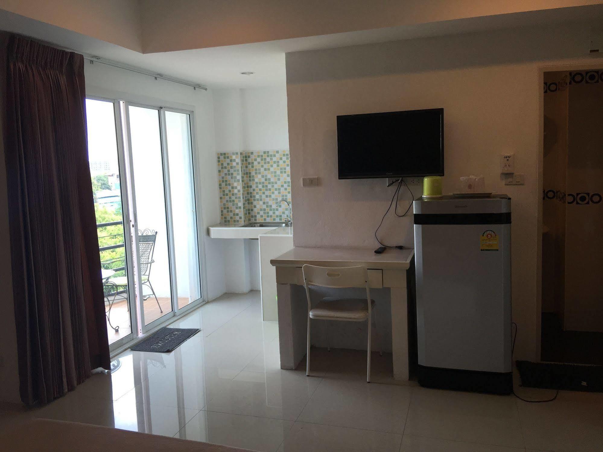 Lighthouse Residence Pattaya Buitenkant foto